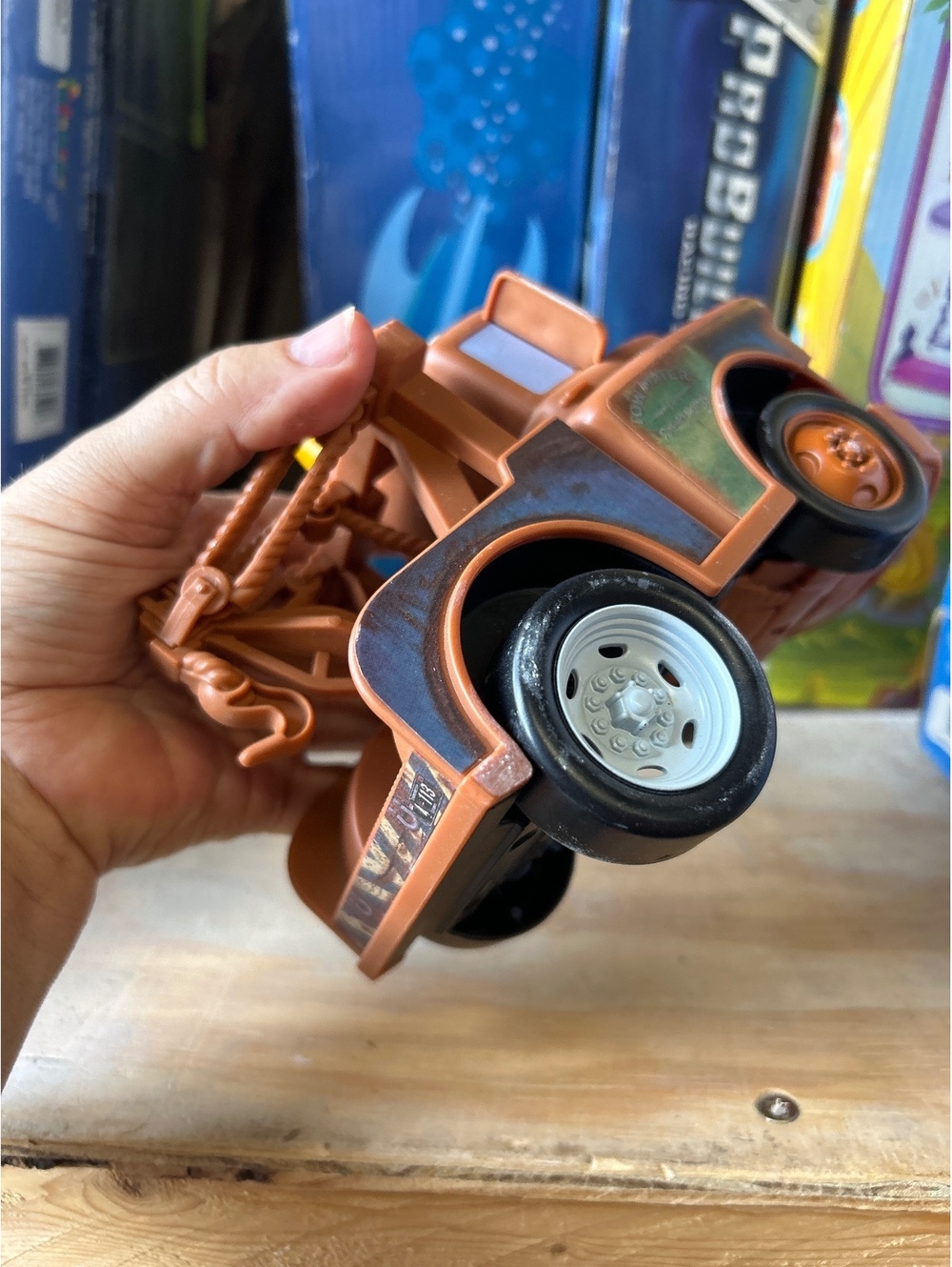 Mater - Picture 3 of 5